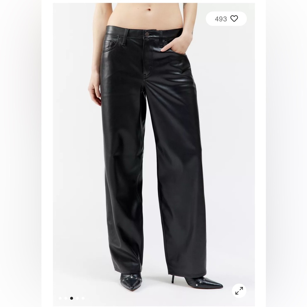 Urban Outfitters Levi’s® Faux Leather Baggy Dad Pant. NWOT. Black - Picture 5 of 6